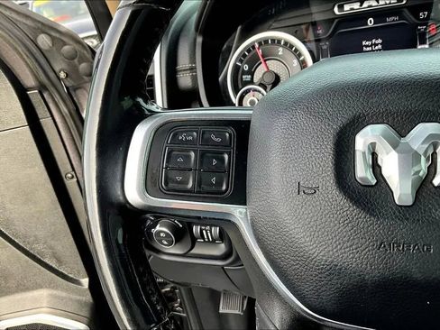 Used 2022 RAM 2500 Laramie AWD/4WD image 12