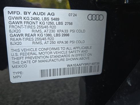 Used 2024 Audi Q5 2.0T Premium Plus w/ Premium Plus Package AWD/4WD image 32