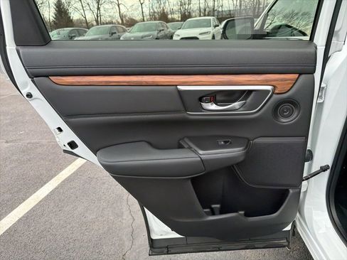 Certified 2021 Honda CR-V Touring image 21