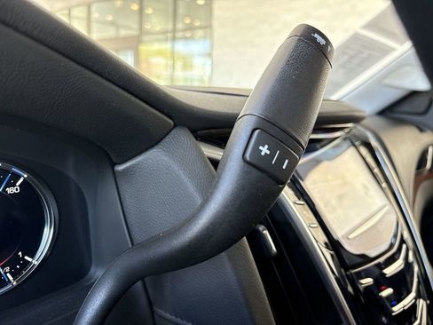 Certified 2020 Cadillac Escalade ESV Premium Luxury w/ Escalade Sport Edition AWD/4WD image 16