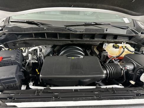 Used 2025 GMC Sierra 1500 SLT RWD image 32