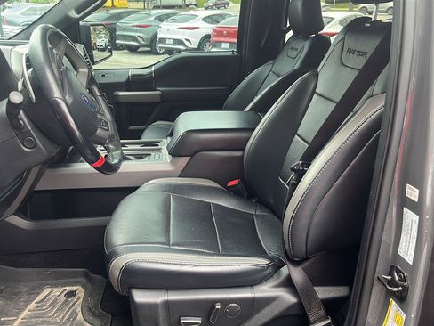 Used 2018 Ford F150 Raptor w/ Equipment Group 802A Luxury AWD/4WD image 6