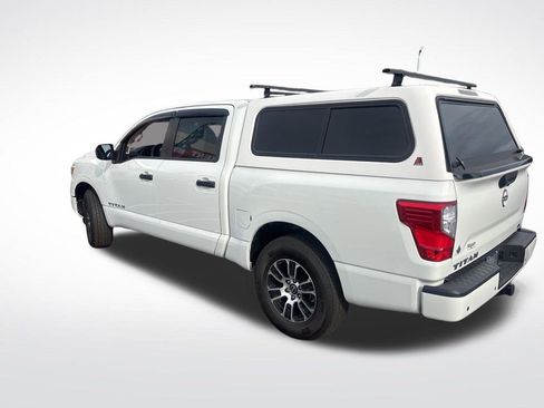 Certified 2023 Nissan Titan SV image 2