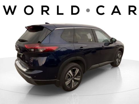 Used 2024 Nissan Rogue SL w/ SL Premium Package FWD image 5