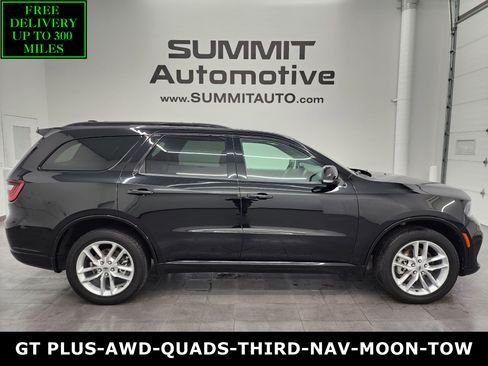 Used 2024 Dodge Durango GT image 1