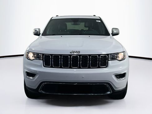 Used 2021 Jeep Grand Cherokee Limited image 2