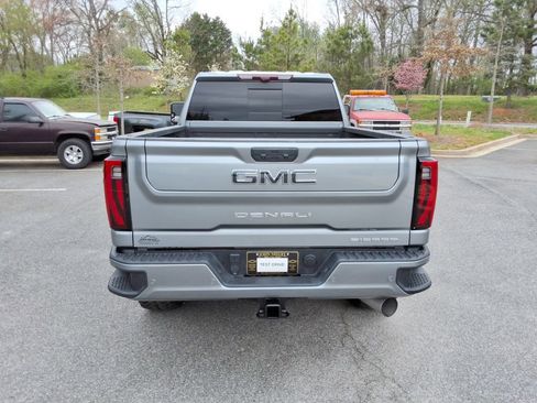 Certified 2024 GMC Sierra 2500 Denali Ultimate image 6