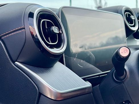 Certified 2023 Mercedes-Benz GLC 300 4MATIC image 32