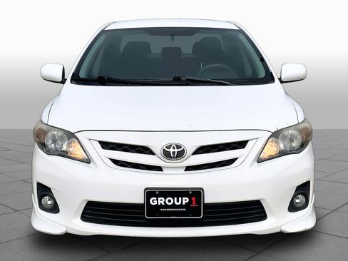 Used 2011 Toyota Corolla S FWD image 3