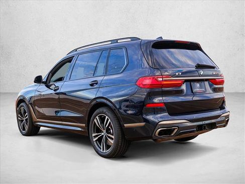 Used 2022 BMW X7 M50i w/ Dynamic Handling Package image 7