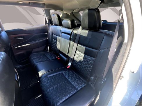 Used 2022 Nissan Murano Platinum w/ Cargo Package image 26