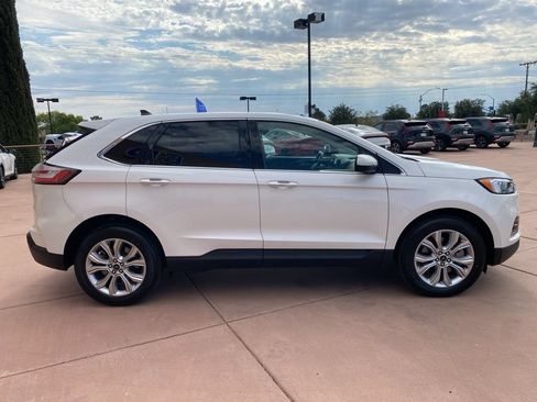 Used 2023 Ford Edge Titanium AWD/4WD image 11