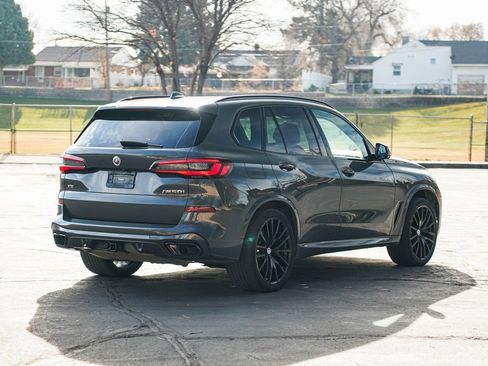 Used 2023 BMW X5 M50i w/ Executive Package image 5