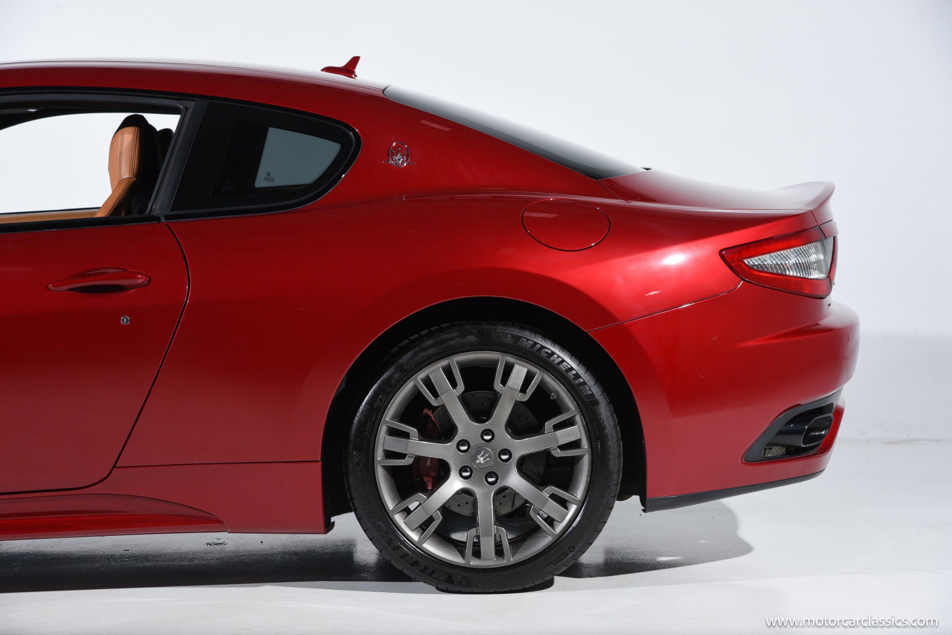 Used 2014 Maserati GranTurismo MC RWD image 13