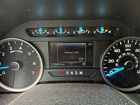 Used 2018 Ford F150 XLT w/ Equipment Group 302A Luxury AWD/4WD image 15