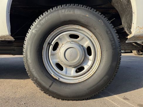 Used 2013 Ford F250 XL w/ PWR Equipment Group image 13