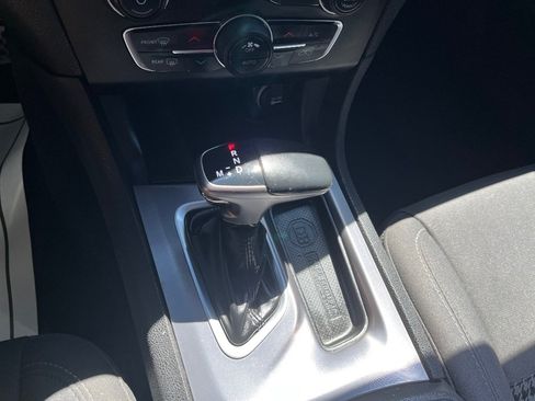 Used 2019 Dodge Charger R/T RWD image 16