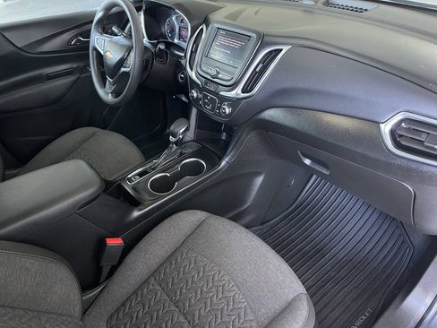 Used 2022 Chevrolet Equinox LT FWD image 13