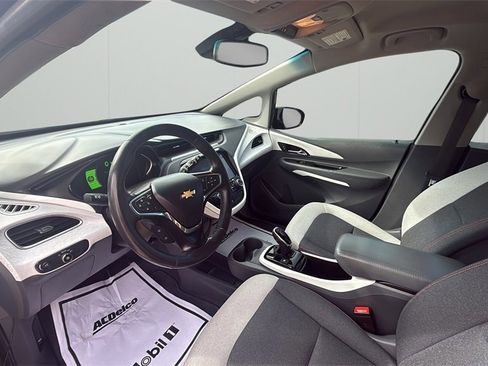 Used 2021 Chevrolet Bolt LT image 32