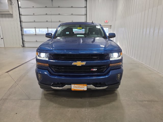 Used 2017 Chevrolet Silverado 1500 LT w/ All Star Edition AWD/4WD image 3