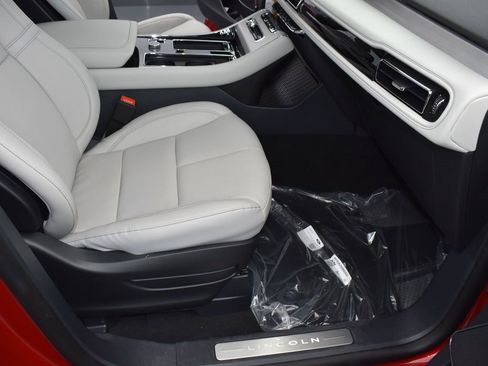 New 2025 Lincoln Aviator Reserve w/ Illumination Package image 29