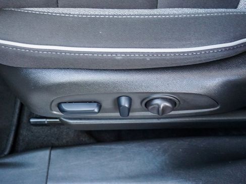 Used 2023 Chevrolet TrailBlazer LT w/ Convenience Package image 20