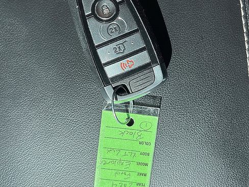 Used 2024 Ford Explorer XLT w/ Equipment Group 202A AWD/4WD image 11