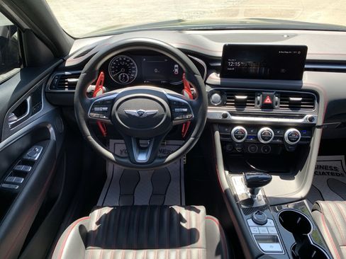 Used 2023 Genesis G70 2.0T w/ Sport Prestige Package RWD image 28