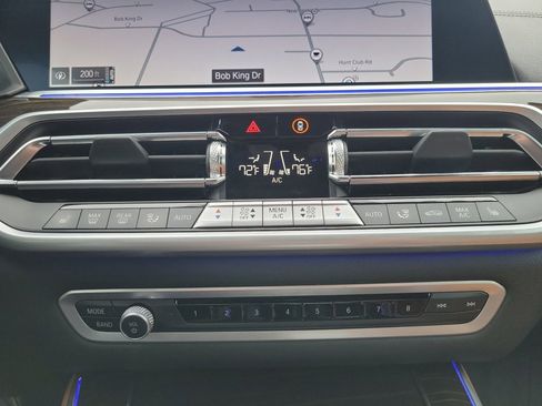 Used 2023 BMW X5 xDrive40i w/ Premium Package image 18