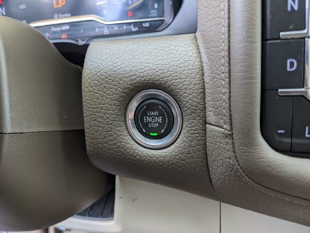 Used 2023 GMC Yukon XL Denali RWD image 30