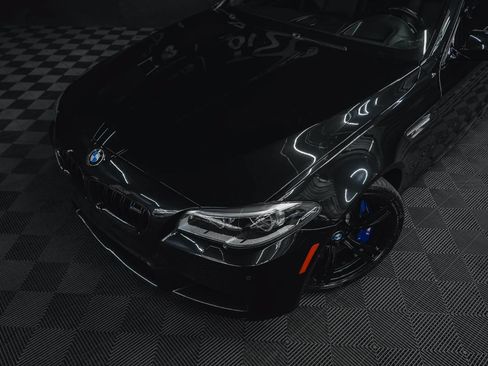 Used 2015 BMW M5 RWD image 3
