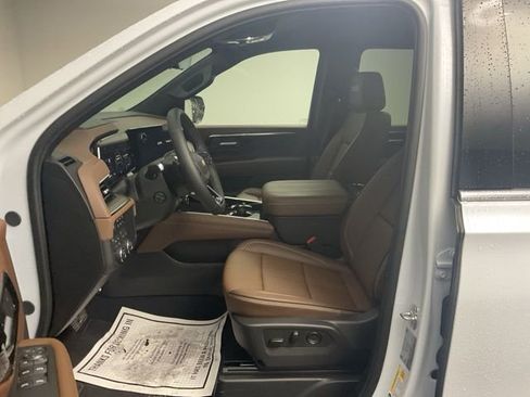 Certified 2026 Chevrolet Suburban High Country image 14