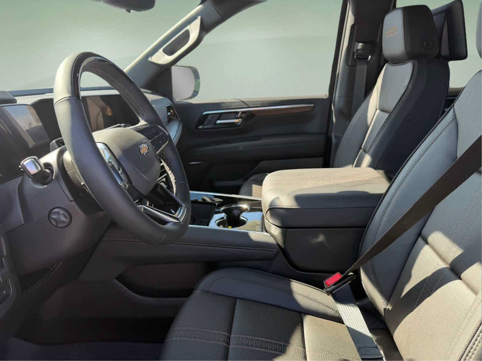 New 2026 Chevrolet Tahoe High Country AWD/4WD image 10