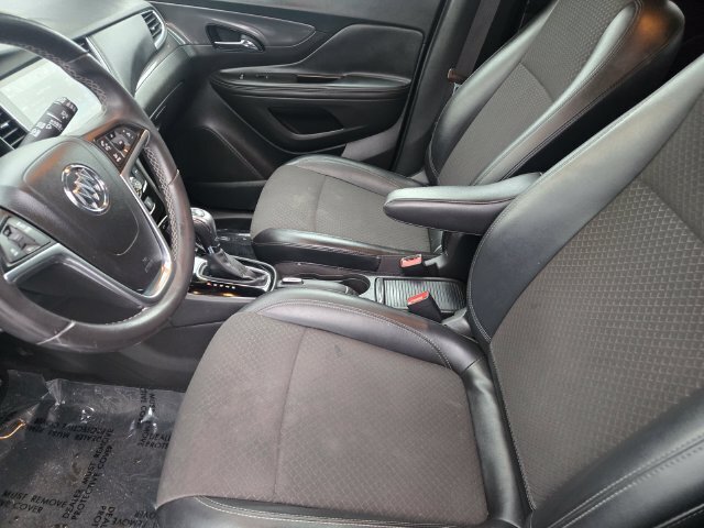 Used 2020 Buick Encore Preferred w/ Safety Package FWD image 18