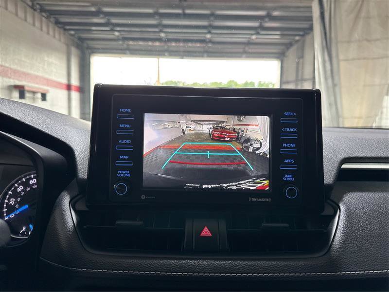 Used 2020 Toyota RAV4 LE AWD/4WD image 32