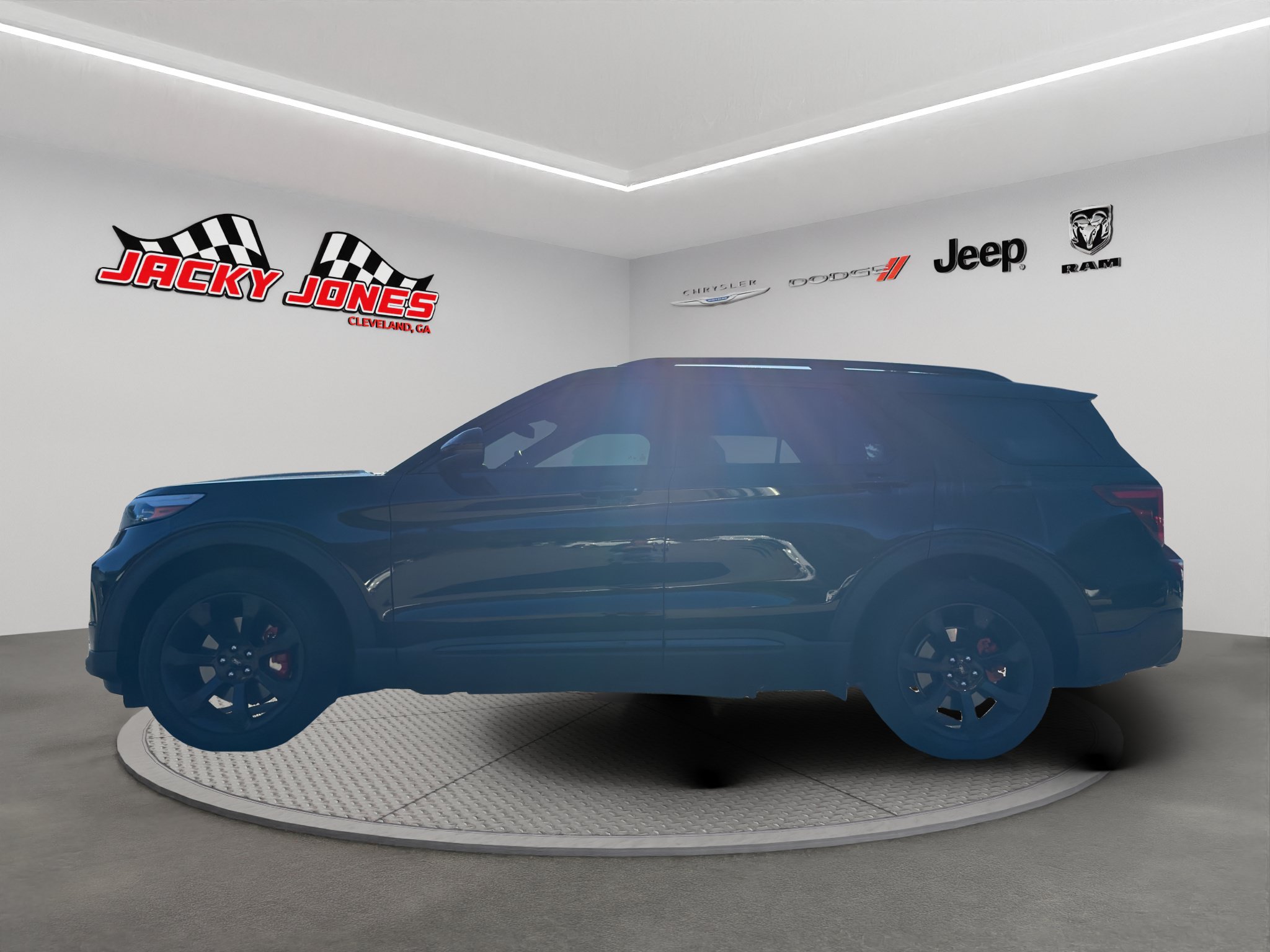 Used 2022 Ford Explorer ST w/ Equipment Group 401A AWD/4WD image 2
