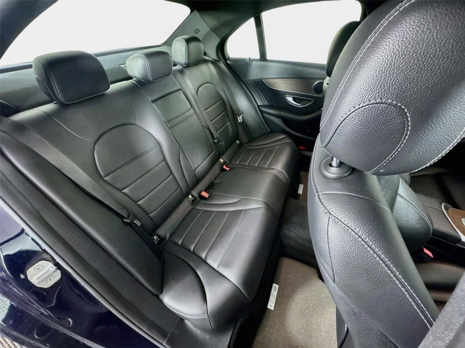 Used 2020 Mercedes-Benz C 300 Sedan image 27