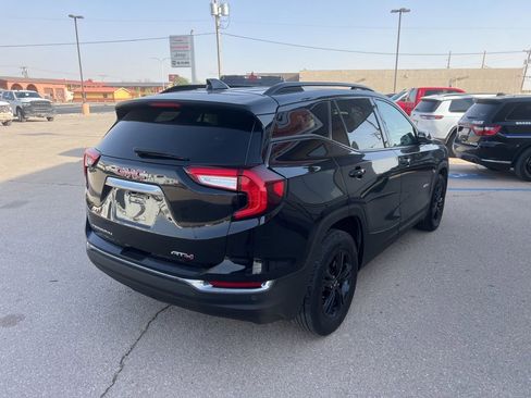 Used 2024 GMC Terrain AT4 image 5