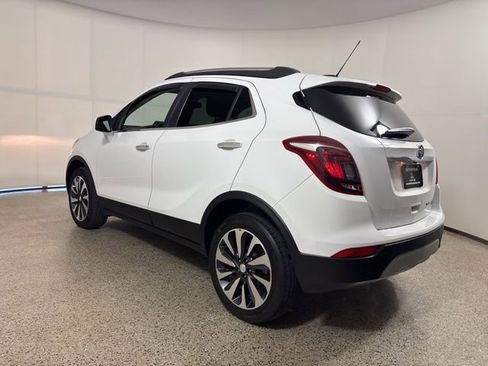 Used 2021 Buick Encore Preferred AWD/4WD image 10