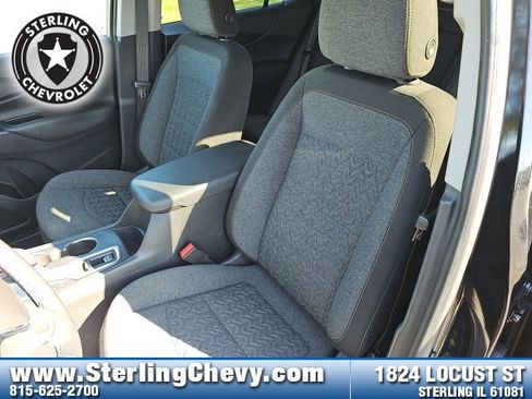 Used 2023 Chevrolet Equinox LT w/ Driver Convenience Package image 10