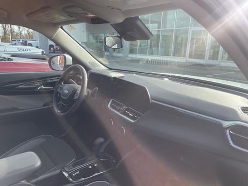 Used 2024 Chevrolet TrailBlazer LT image 21