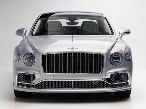 Used 2024 Bentley Flying Spur Azure AWD/4WD image 5