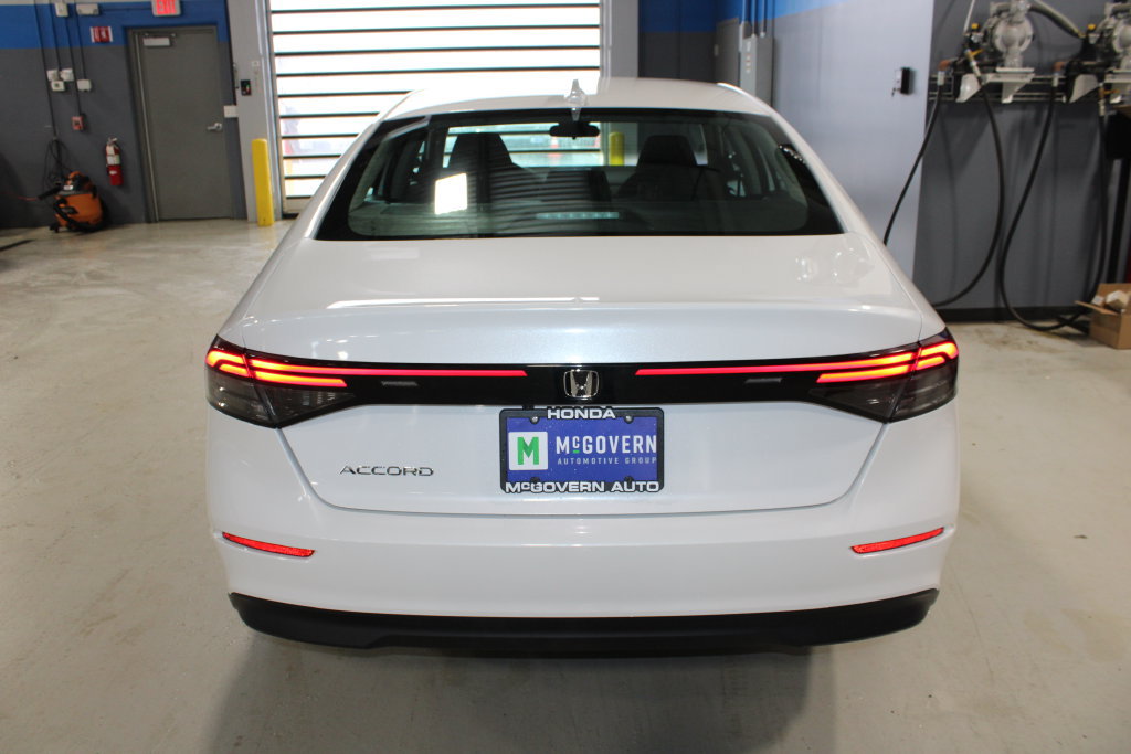 Used 2023 Honda Accord EX image 22