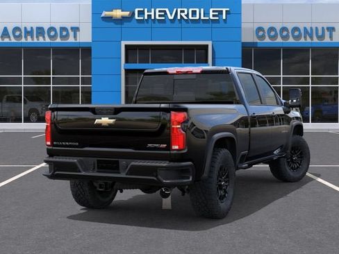 New 2026 Chevrolet Silverado 2500 ZR2 AWD/4WD image 4