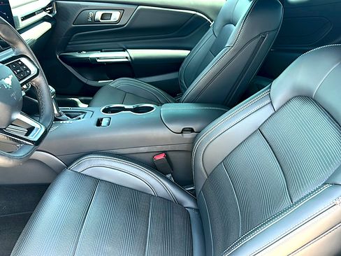 Used 2026 Ford Mustang Premium RWD image 6