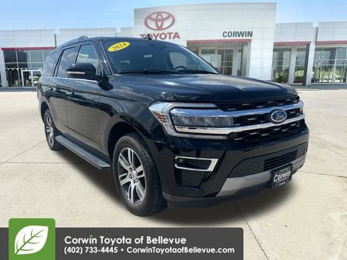 Used 2024 Ford Expedition Limited AWD/4WD image 1