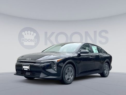 New 2026 Kia K4 LX image 1