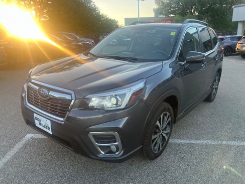 Used 2020 Subaru Forester Limited AWD/4WD image 3
