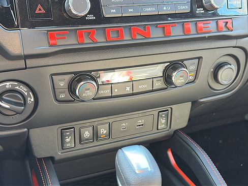 New 2026 Nissan Frontier PRO-4X w/ Pro-4x Convenience Package image 22