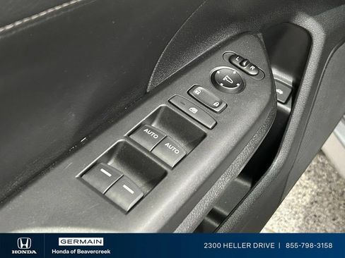 Used 2018 Honda Civic Touring image 19